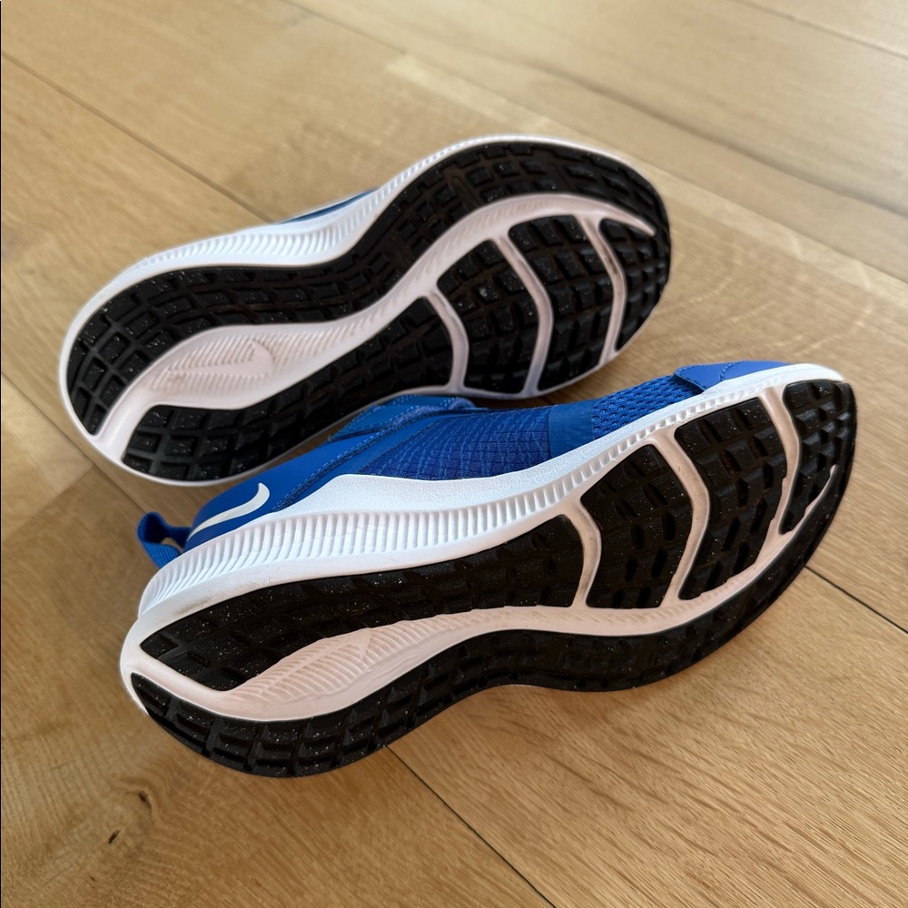 Nike Downshifter Sneakers - size 12c - Picture 4 of 6